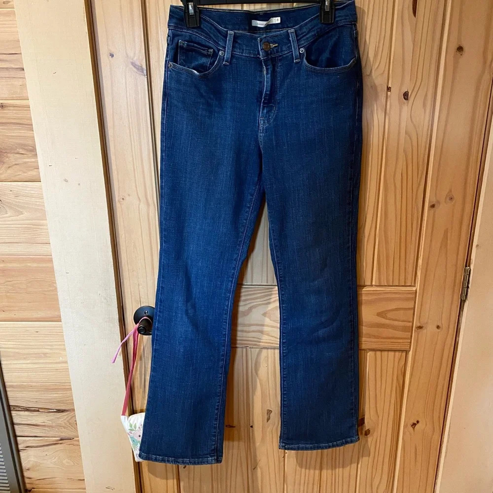 Levi Strauss Classic Bootcut size 8